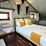 Stonehouse-2 Dalyan