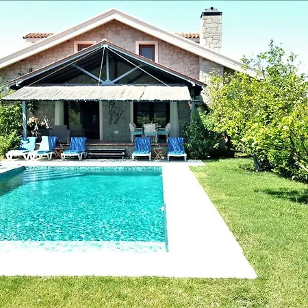 Stonehouse-2 וילה