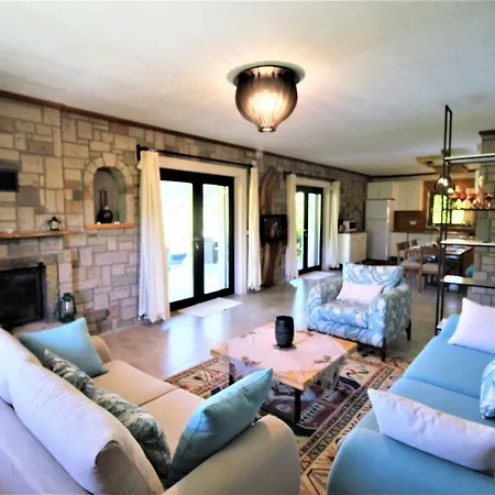 Villa Stonehouse-2
