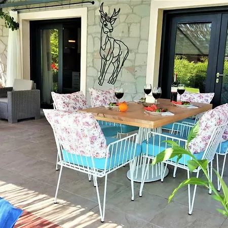 Stonehouse-2 Дальян