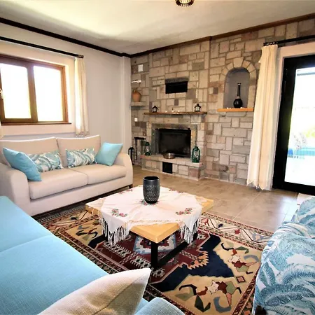 Stonehouse-2 וילה